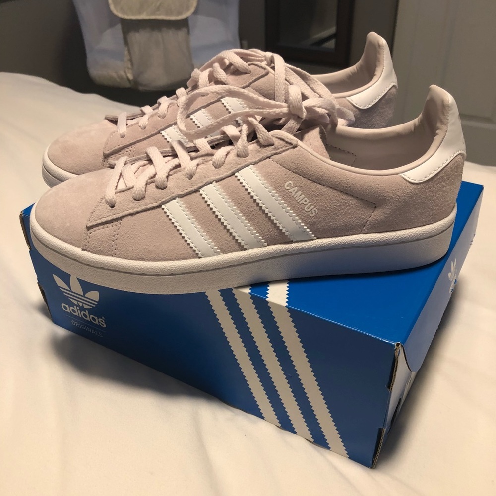 Never worn Adidas women’s shoes